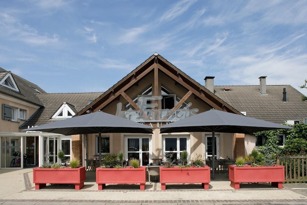 Logis L'Orée de Chartres - Barjouville Exterior foto